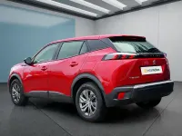 Gebraucht Peugeot e-2008 Active 100 kW (136 PS) 2022 Rot SUV