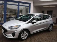 Gebraucht Ford Fiesta Cool & Connect 101 PS (74 kW) 2022 Polarsilber Kleinwagen