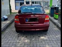 Gebraucht Opel Astra 105 PS (77 kW) 1999 Rot Limousine
