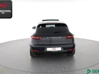 Gebraucht Porsche Macan Turbo Sport 400 PS (294 kW) 2018 Tiefschwarz SUV