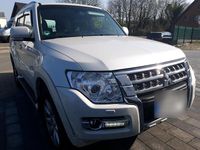 Gebraucht Mitsubishi Pajero 200 PS (147 kW) 2017 Weiß SUV