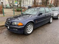 Gebraucht BMW 320 170 PS (125 kW) 2001 Blau Kombi