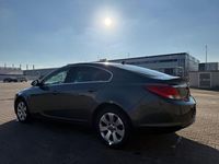 Gebraucht Opel Insignia 140 PS (102 kW) 2012 Grau Limousine