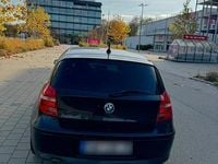 Gebraucht BMW 118 2009 Schwarz Kleinwagen