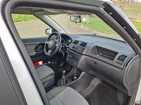 Gebraucht Skoda Fabia 70 PS (51 kW) 2014 Silber Kleinwagen