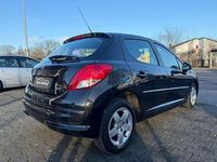 Gebraucht Peugeot 207 Forever 95 PS (69 kW) 2012 Schwarz Limousine