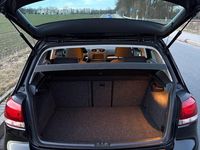 Gebraucht VW Golf VI Highline 122 PS (89 kW) 2011 Schwarz Kleinwagen