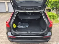 Gebraucht Volvo V60 Core 163 PS (119 kW) 2022 Schwarz Kombi