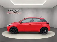Gebraucht Hyundai i20 Select 101 PS (74 kW) 2020 Rot Kleinwagen