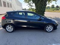 Gebraucht Kia Ceed Edition 7 101 PS (74 kW) 2016 Schwarz Kleinwagen