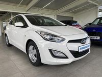 Gebraucht Hyundai i30 Edition 99 PS (72 kW) 2014 Creamy white Limousine