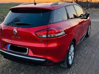 Gebraucht Renault Clio GrandTour 90 PS (66 kW) 2017 Rot Kombi