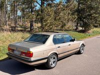 Gebraucht BMW 730 188 PS (138 kW) 1992 Beige Limousine