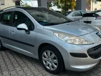 Gebraucht Peugeot 207 Tendance 95 PS (69 kW) 2008 Lackierung alumin Kombi