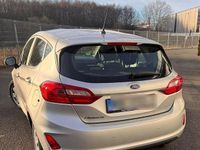 Gebraucht Ford Fiesta Cool & Connect 101 PS (74 kW) 2018 Silber Kleinwagen