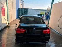 Brugt BMW 318 143 HK (105 kW) 2009 Sort Sedan