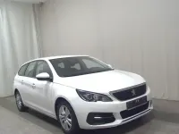 Gebraucht Peugeot 308 Active 131 PS (96 kW) 2019 Weiss Kombi