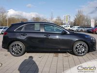 Neu Kia Ceed 99 PS (72 kW) 2025 Schwarz Kleinwagen