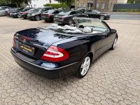 Gebraucht Mercedes CLK200 163 PS (119 kW) 2005 Blau Cabrio