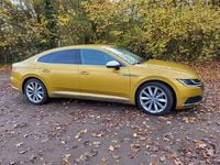 Gebraucht VW Arteon Elegance 150 PS (110 kW) 2017 Gelb Kleinwagen