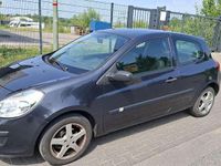 Gebraucht Renault Clio II 75 PS (55 kW) 2005 Grau Limousine