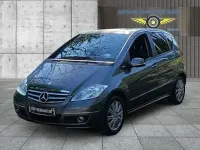 Gebraucht Mercedes A200 Elegance 136 PS (100 kW) 2009 Mountaingrau met. Limousine