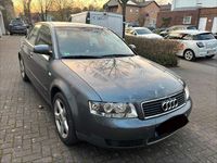 Używany Audi A4 100 KM (73 kW) 2002 Szary Sedan/Limuzyna
