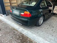 Gebraucht BMW 320 Sport Line 150 PS (110 kW) 1999 Grün Coupé