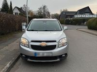 Gebraucht Chevrolet Orlando 163 PS (119 kW) 2014 Silber Van / Kleinbus