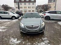 Gebraucht Opel Insignia Design Edition 131 PS (96 kW) 2011 Silber Limousine