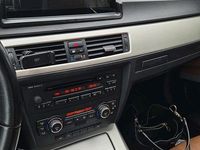 Gebraucht BMW 325 Cabriolet 197 PS (144 kW) 2008 Schwarz Cabrio