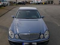Second-hand Mercedes E220 150 CP (110 kW) 2004 Albastru Berlinǎ