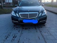 Gebraucht Mercedes E220 170 PS (125 kW) 2010 Grau Limousine
