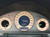 Gebraucht Mercedes E320 Avantgarde 224 PS (164 kW) 2006 Silber Limousine