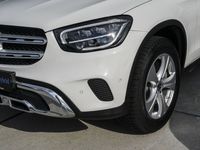 Gebraucht Mercedes GLC300 Exclusive 211 PS (155 kW) 2022 Weiß SUV