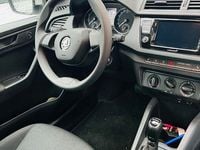 Gebraucht Skoda Fabia Ambition 95 PS (69 kW) 2022 Weiß Kleinwagen