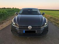 Gebraucht VW Arteon 150 PS (110 kW) 2017 Grau Kleinwagen