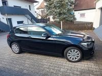 Gebraucht BMW 114 102 PS (75 kW) 2014 Schwarz Kleinwagen