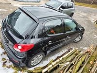 Gebraucht Peugeot 206 75 PS (55 kW) 2009 Schwarz Limousine