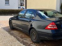 Gebraucht Mercedes C180 Classic 129 PS (94 kW) 2000 Blau Limousine