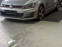 Second-hand VW Golf VII GTI 220 CP (161 kW) 2015 Gri Berlinǎ