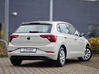 Gebraucht VW Polo Life 95 PS (69 kW) 2023 Ascotgrau Kleinwagen