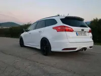 Gebraucht Ford Focus ST 250 PS (183 kW) 2018 Weiß Kombi