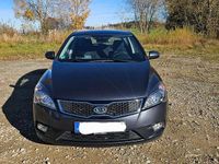 Gebraucht Kia Ceed Edition 7 90 PS (66 kW) 2012 Grau Kleinwagen