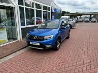 Gebraucht Dacia Sandero Celebration 90 PS (66 kW) 2020 Blau Limousine