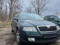 Gebraucht Skoda Octavia Ambiente 116 PS (85 kW) 2006 Grün Limousine