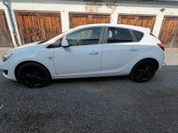 Gebraucht Opel Astra 140 PS (102 kW) 2014 Weiß Limousine