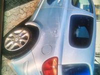 Gebraucht Toyota Yaris 75 PS (55 kW) 2005 Blau Limousine