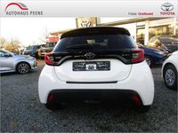 Gebraucht Toyota Yaris Hybrid Team 116 PS (85 kW) 2024 Super white 2 Limousine