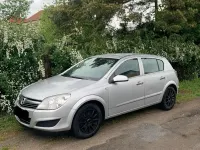 Gebraucht Opel Astra 116 PS (85 kW) 2007 Silber Limousine